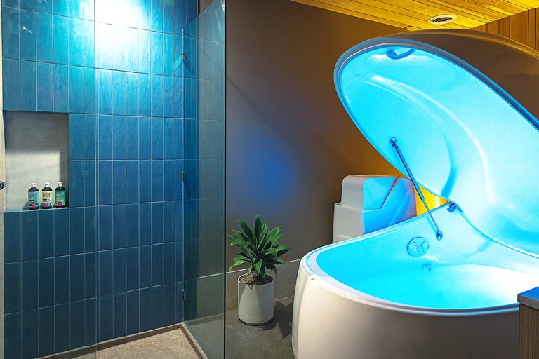 Vancouver Start-Up Offers Meditation Pods to Combat Work Burnout