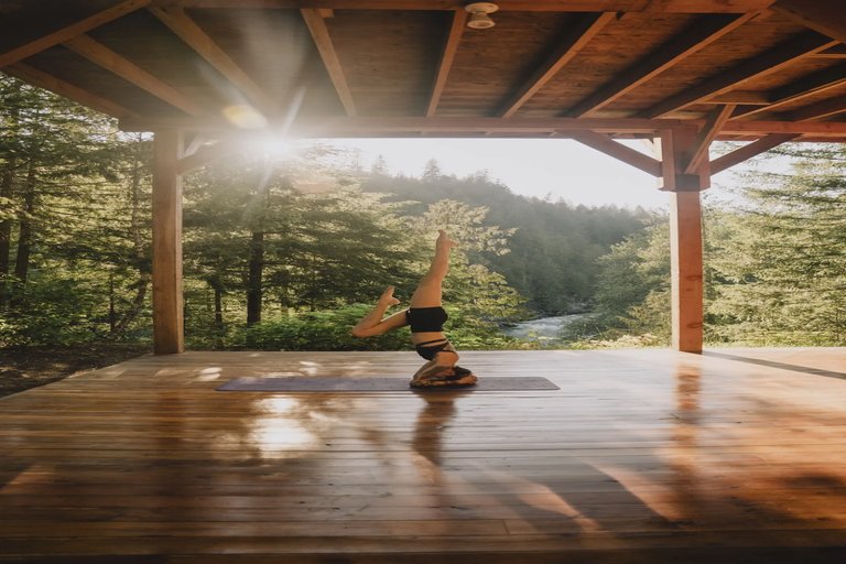 Yoga and Inuit Traditions Combine in Northern Wellness Retreat